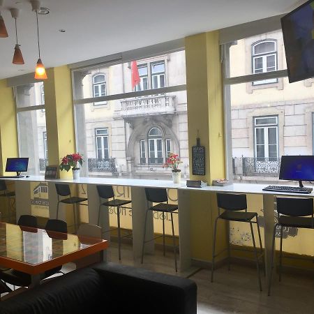 Golden Tram 242 Suites & Hostel Lisboa Ngoại thất bức ảnh