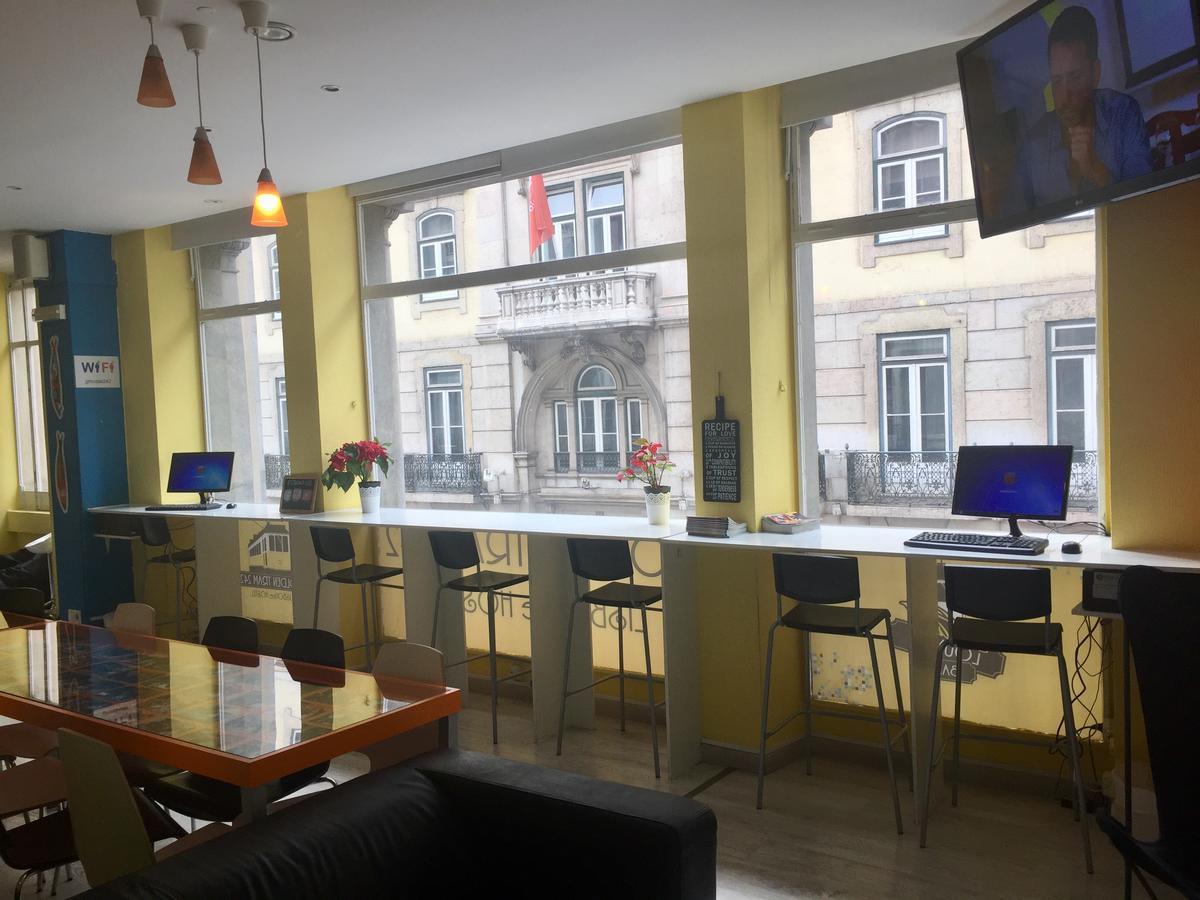 Golden Tram 242 Suites & Hostel Lisboa Ngoại thất bức ảnh