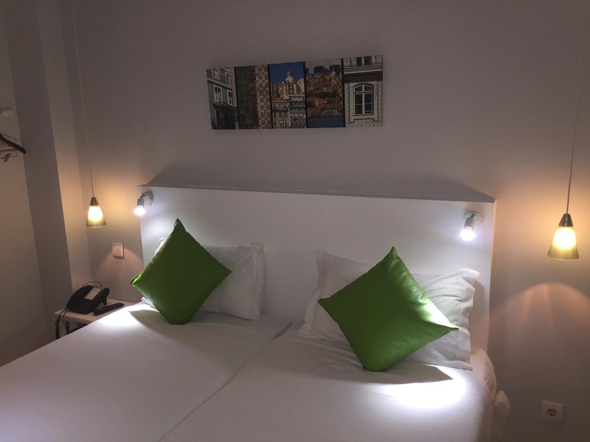 Golden Tram 242 Suites & Hostel Lisboa Ngoại thất bức ảnh