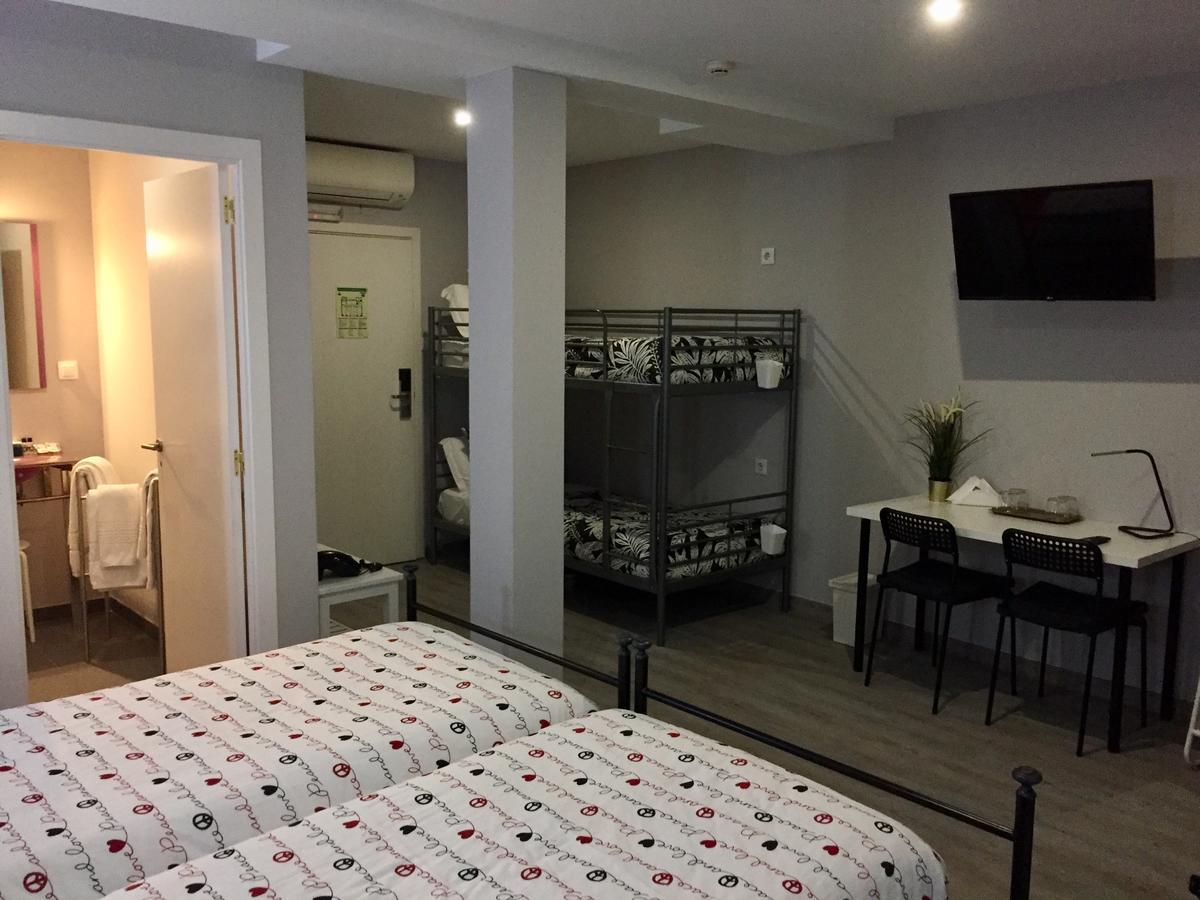 Golden Tram 242 Suites & Hostel Lisboa Ngoại thất bức ảnh