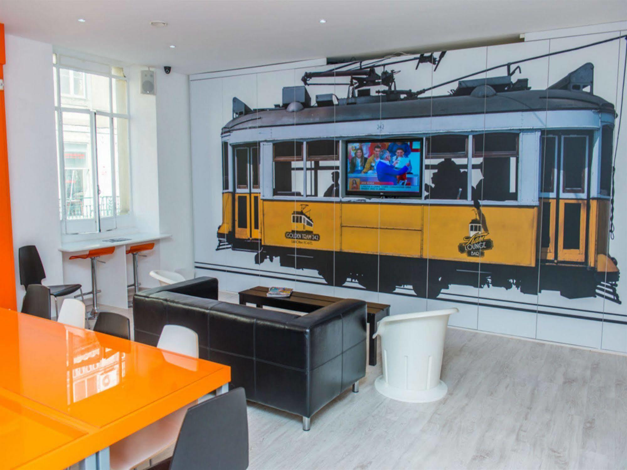 Golden Tram 242 Suites & Hostel Lisboa Ngoại thất bức ảnh